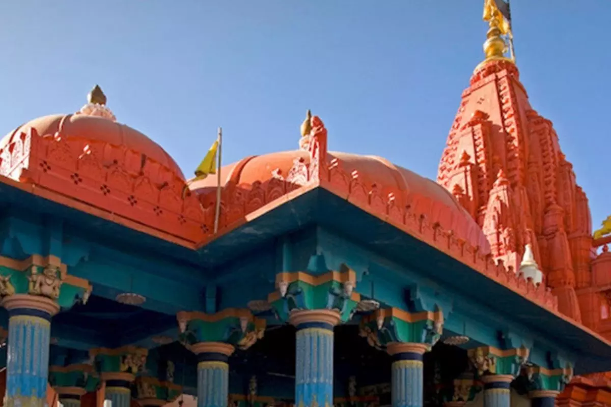 Pushkar में ब्रह्मा जी के एकमात्र मंदिर का जाने रहस्य Pushkar में ब्रह्मा जी के एकमात्र मंदिर का जाने रहस्य