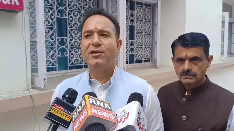 भाजपा का राज्य का दर्जा NC के राज्य के दर्जे से मेल नहीं खाता: विपक्ष भाजपा का राज्य का दर्जा NC के राज्य के दर्जे से मेल नहीं खाता: विपक्ष