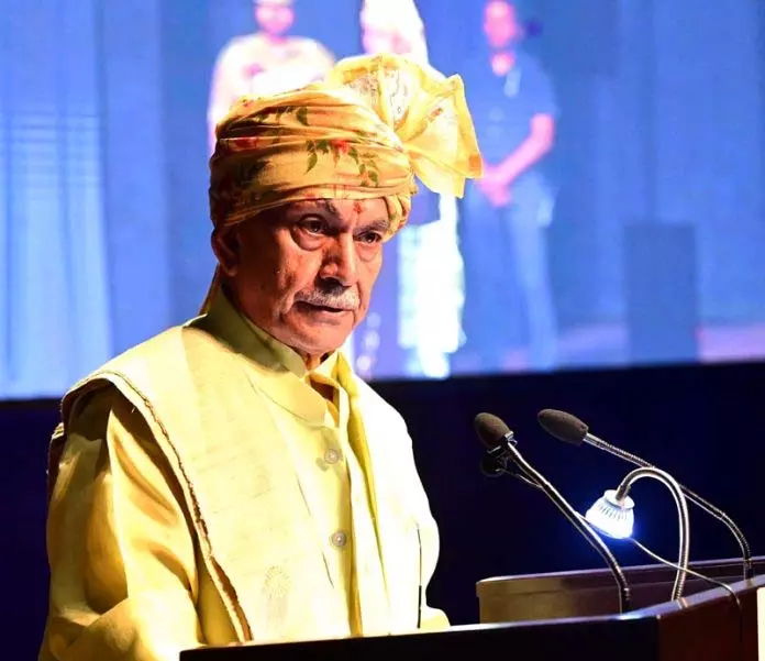 भगवान महावीर की शिक्षाएं एक संप्रदाय तक सीमित नहीं: Sinha भगवान महावीर की शिक्षाएं एक संप्रदाय तक सीमित नहीं: Sinha