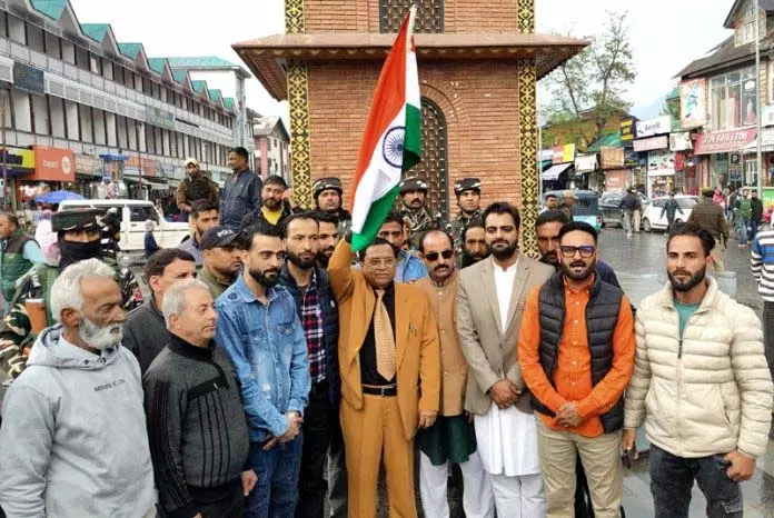 अनुच्छेद 370 के हटने से कश्मीर में शांति और समृद्धि आई: Adv Aggarwala अनुच्छेद 370 के हटने से कश्मीर में शांति और समृद्धि आई: Adv Aggarwala
