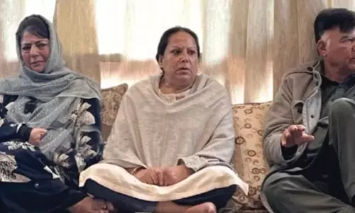 महबूबा मुफ्ती ने पीडीपी की आपात बैठक की अध्यक्षता की