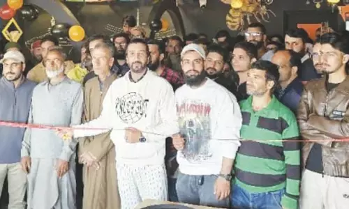 जीरो माइल्स – ग्रिल एंड कैफे ने पुलवामा में 7वां आउटलेट खोला जीरो माइल्स – ग्रिल एंड कैफे ने पुलवामा में 7वां आउटलेट खोला