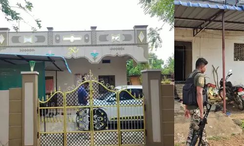छापा मारा ACB और EOW की टीम ने, वन विभाग के कर्मचारियों के घर दबिश
