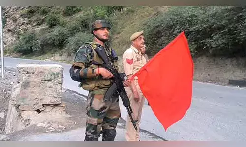 भारतीय सेना ने आतंकी गतिविधियों को रोकने के लिए NH-44 पर सुरक्षा उपाय तेज किए