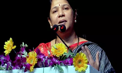 महिलाओं पर कथित अपमानजनक टिप्पणी के लिए DMK मंत्री के पोनमुडी की कनिमोझी ने आलोचना की महिलाओं पर कथित अपमानजनक टिप्पणी के लिए DMK मंत्री के पोनमुडी की कनिमोझी ने आलोचना की