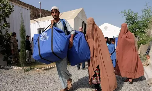पख्तून राष्ट्रवादी नेताओं ने Pak से अफगान शरणार्थियों के निर्वासन को रोकने का आह्वान किया पख्तून राष्ट्रवादी नेताओं ने Pak से अफगान शरणार्थियों के निर्वासन को रोकने का आह्वान किया