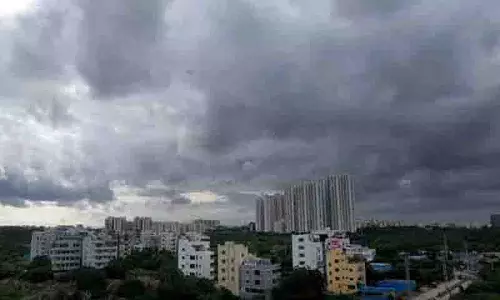Hyderabad: सप्ताहांत तक जारी रहेगी आंधी और तेज़ हवाएं Hyderabad: सप्ताहांत तक जारी रहेगी आंधी और तेज़ हवाएं