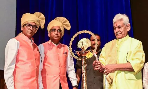 भगवान महावीर की शिक्षाएं एक संप्रदाय तक सीमित नहीं: J&K L-G भगवान महावीर की शिक्षाएं एक संप्रदाय तक सीमित नहीं: J&K L-G