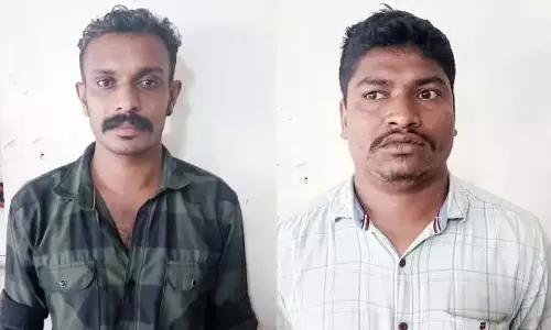 शहर में आबकारी की छापेमारी; नौ किलो गांजा और हेरोइन जब्त शहर में आबकारी की छापेमारी; नौ किलो गांजा और हेरोइन जब्त