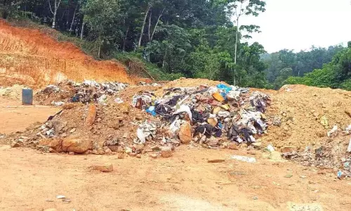 Kerala: आरोप लगाया गया है कि भू-हस्तक्षेप मार्ग की आड़ में पहाड़ को ध्वस्त किया जा रहा
