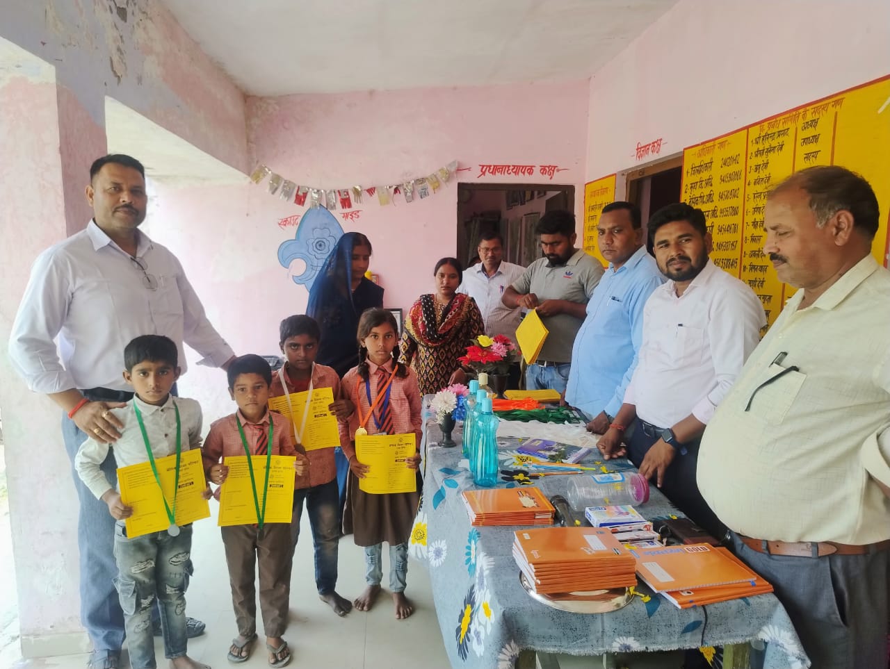 प्रतिदिन विद्यालय आने और पर्यावरण संरक्षण का संकल्प, बेस्ट स्टूडेंट ऑफ द ईयर बनी Anupriya Kumari