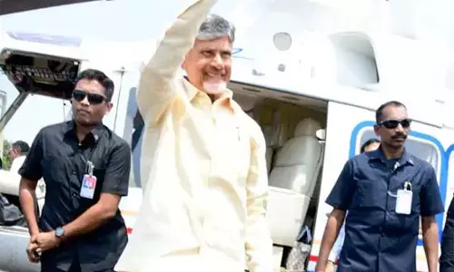 Andhra : सीएम चंद्रबाबू ने जाति कार्यकर्ताओं के घर का दौरा किया