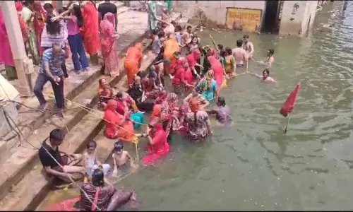 Pushkar सरोवर में महास्नान करने का क्या है महत्व? जानें