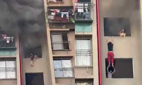 अहमदाबाद बिल्डिंग में आग: जान पर खेलकर बच्चों को बचाती माँ का VIDEO आया सामने अहमदाबाद बिल्डिंग में आग: जान पर खेलकर बच्चों को बचाती माँ का VIDEO आया सामने