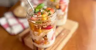 Mango Yogurt Parfait :गर्मियों में पाएं ताज़गी और स्वाद, हेल्दी मैंगो योगर्ट पैराफिट से Mango Yogurt Parfait :गर्मियों में पाएं ताज़गी और स्वाद, हेल्दी मैंगो योगर्ट पैराफिट से