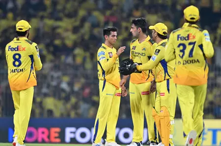 आईपीएल के इतिहास में सबसे बड़ी हार के साथ अब तक बेहद निराशाजनक रहा है सीएसके के लिए यह सीजन आईपीएल के इतिहास में सबसे बड़ी हार के साथ अब तक बेहद निराशाजनक रहा है सीएसके के लिए यह सीजन