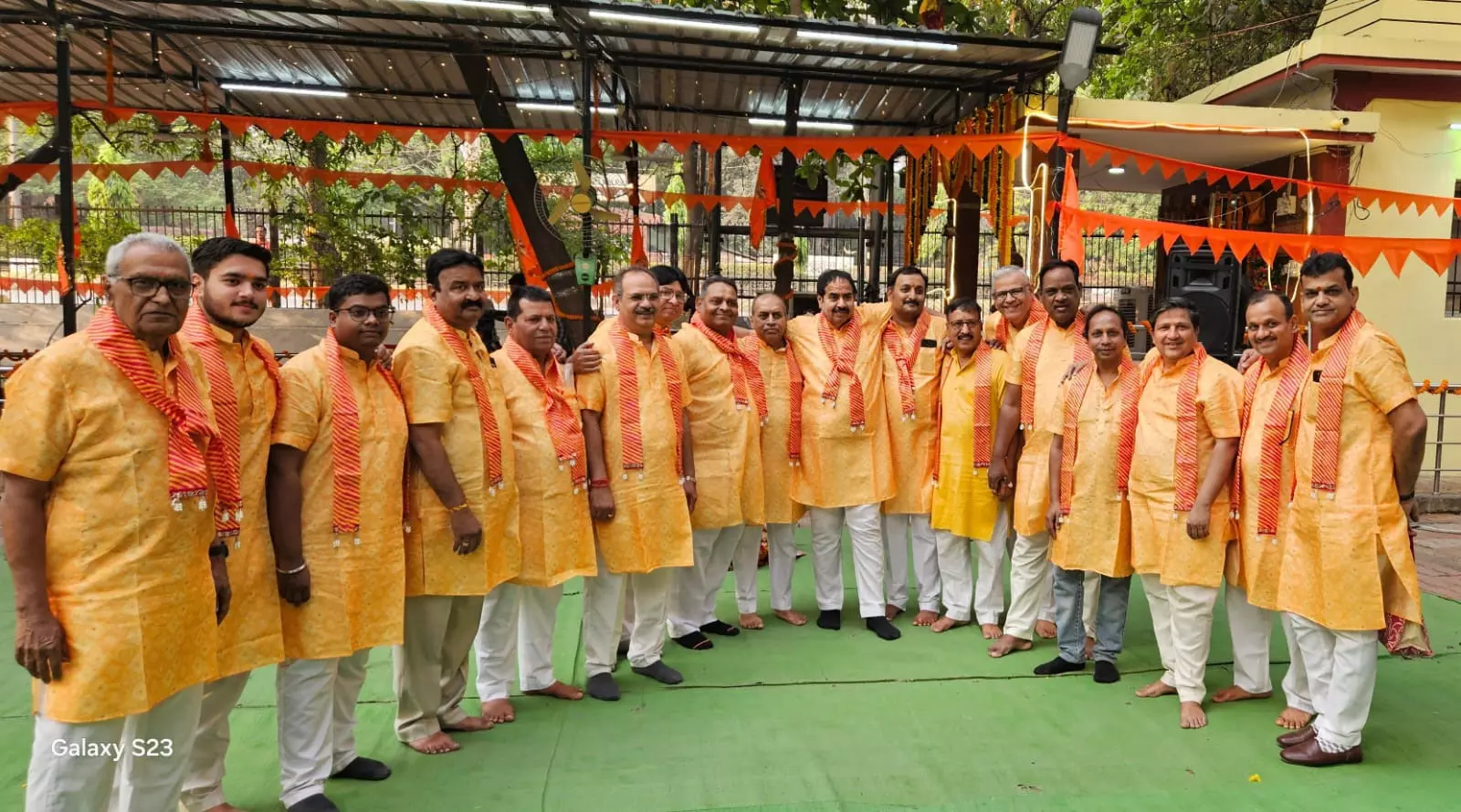 ऑक्सीजोन गार्डन स्थित श्री हनुमान मंदिर में हुई विशेष पूजा, दोपहर भंडारे का होगा आयोजन ऑक्सीजोन गार्डन स्थित श्री हनुमान मंदिर में हुई विशेष पूजा, दोपहर भंडारे का होगा आयोजन