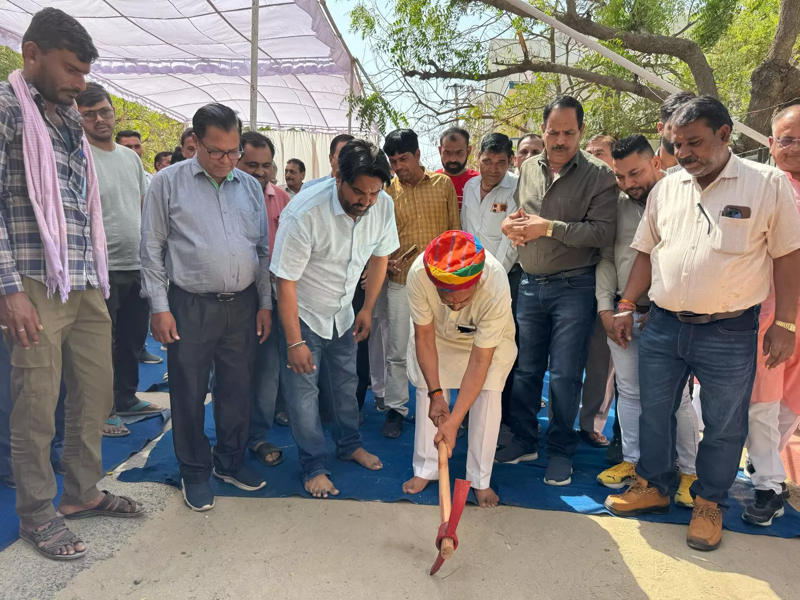Jaipur: हरिभाऊ उपाध्याय नगर, सड़क निर्माण से मिलेगी हजारों लोगों को राहत Jaipur: हरिभाऊ उपाध्याय नगर, सड़क निर्माण से मिलेगी हजारों लोगों को राहत