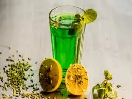 Saunf Ka Sharbat: सौंफ का शरबत, जाने इसके फायदें Saunf Ka Sharbat: सौंफ का शरबत, जाने इसके फायदें