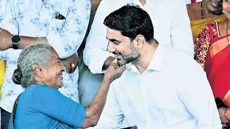 मंत्री लोकेश ने Andhra के मंगलगिरी में स्वच्छ-भ्रष्टाचार मुक्त सेवा का वादा किया मंत्री लोकेश ने Andhra के मंगलगिरी में स्वच्छ-भ्रष्टाचार मुक्त सेवा का वादा किया