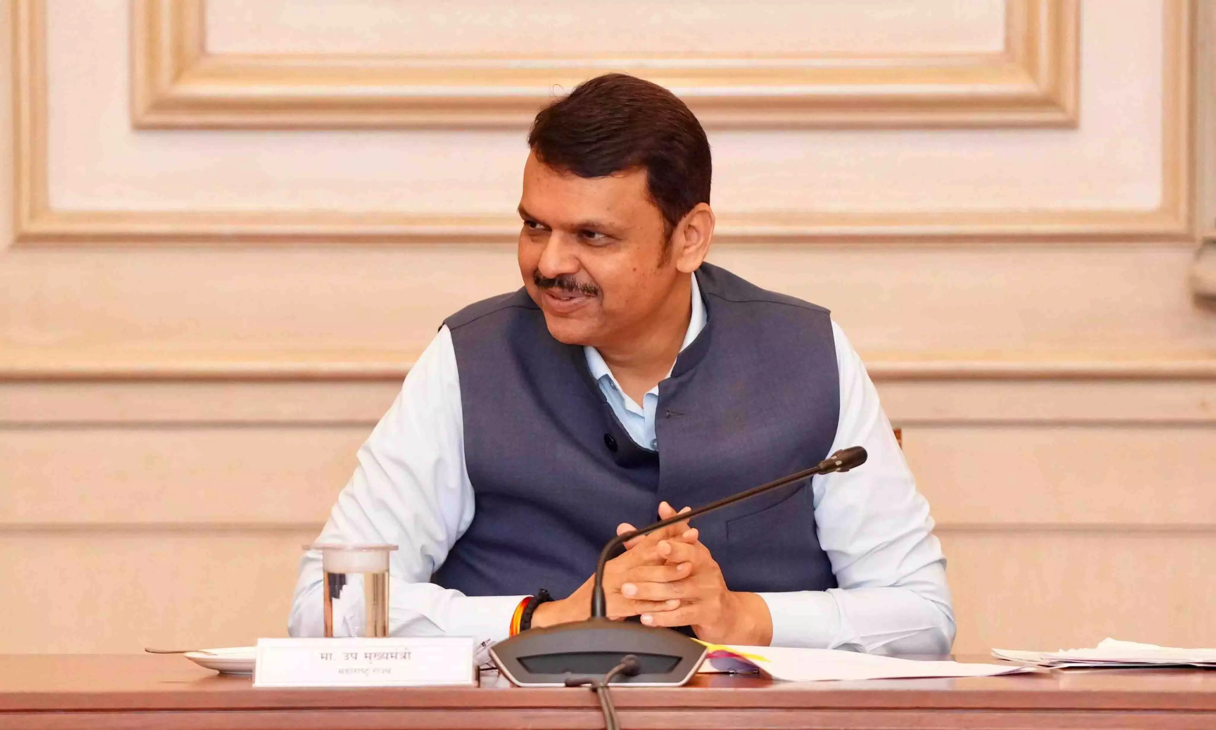 फडणवीस ने कहा- मुंबई पुलिस NIA को पूरा सहयोग देगी फडणवीस ने कहा- मुंबई पुलिस NIA को पूरा सहयोग देगी