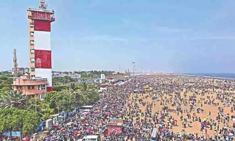 Chennai Lighthouse-आइलैंड ग्राउंड्स मार्ग को 10 करोड़ रुपये की लागत से मरीना हेरिटेज रूप दिया Chennai Lighthouse-आइलैंड ग्राउंड्स मार्ग को 10 करोड़ रुपये की लागत से मरीना हेरिटेज रूप दिया