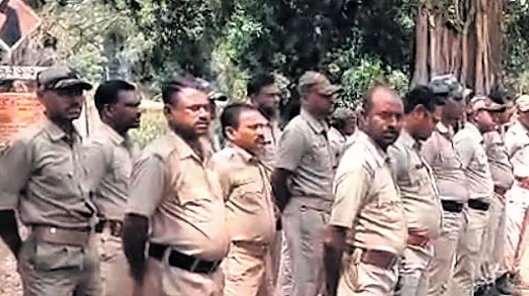 Odisha के नबरंगपुर आदिवासी गांव में प्रतिबंध लगाया गया Odisha के नबरंगपुर आदिवासी गांव में प्रतिबंध लगाया गया