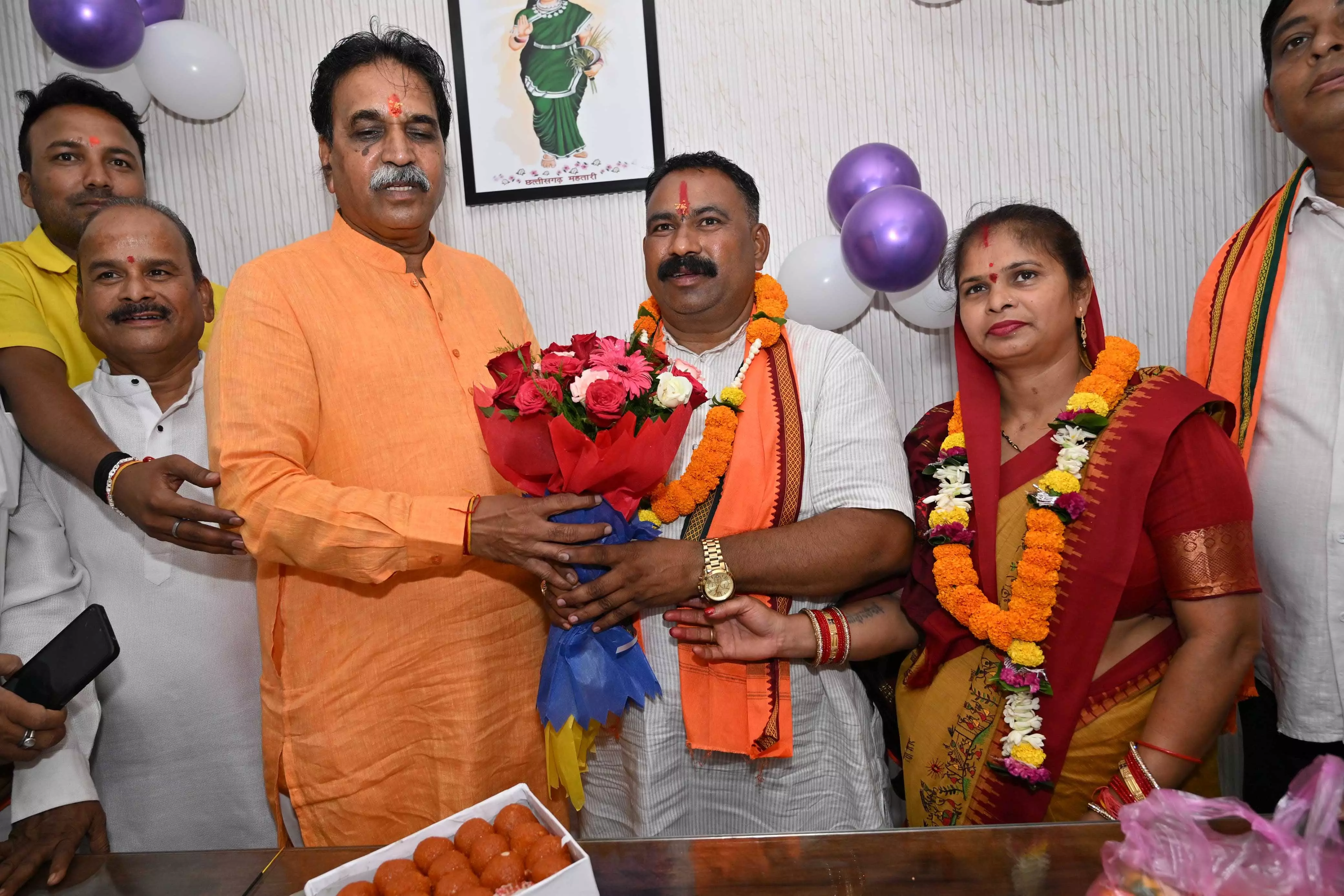 निगम जोन 1 के अध्यक्ष गज्जू साहू ने पदभार संभाला निगम जोन 1 के अध्यक्ष गज्जू साहू ने पदभार संभाला