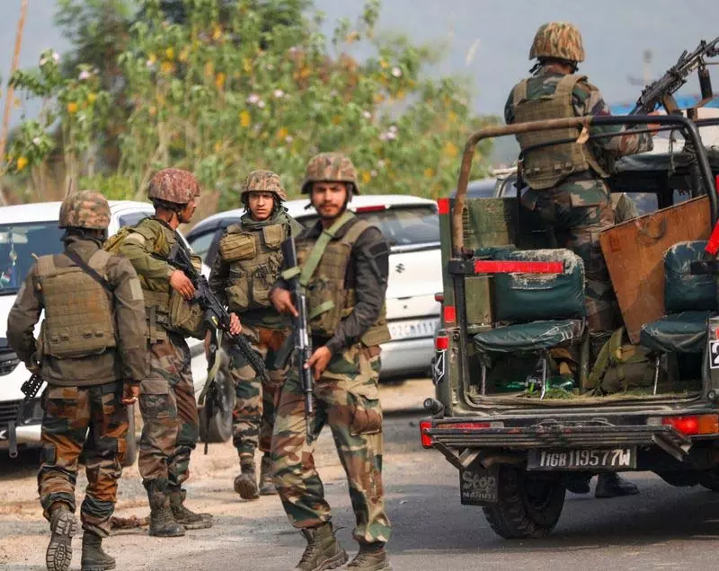 J&K Encounters: अखनूर में सेना का JCO शहीद, किश्तवाड़ में 2 आतंकवादी ढेर J&K Encounters: अखनूर में सेना का JCO शहीद, किश्तवाड़ में 2 आतंकवादी ढेर