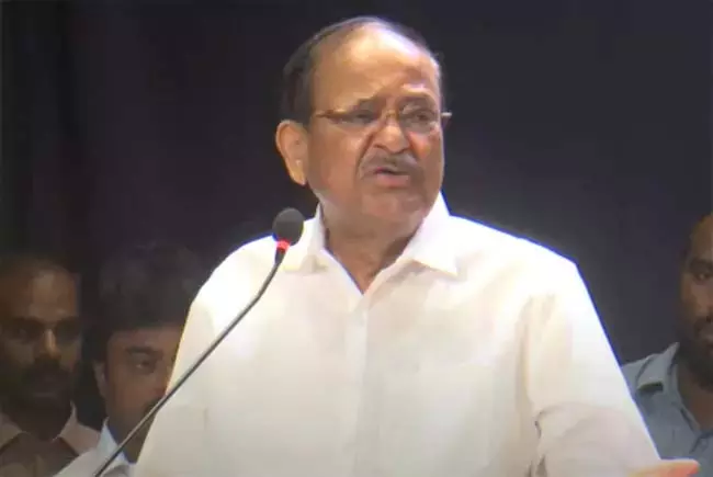 क्षेत्रीय दलों को आगामी चुनावों में समस्याओं का सामना करना पड़ रहा है: Venkaiah Naidu क्षेत्रीय दलों को आगामी चुनावों में समस्याओं का सामना करना पड़ रहा है: Venkaiah Naidu