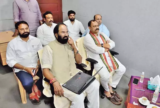 चावल वितरण योजना को लोगों से शानदार प्रतिक्रिया मिल रही : मंत्री उत्तम कुमार रेड्डी चावल वितरण योजना को लोगों से शानदार प्रतिक्रिया मिल रही : मंत्री उत्तम कुमार रेड्डी