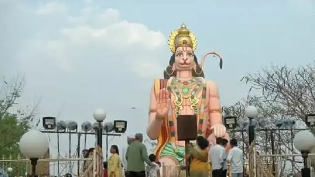 कटक: हनुमान जयंती 2025 के लिए एडवाइजरी जारी कटक: हनुमान जयंती 2025 के लिए एडवाइजरी जारी