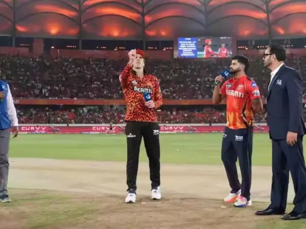 IPL 2025: पंजाब किंग्स ने जीता टॉस, सनराइजर्स हैदराबाद के खिलाफ पहले बल्लेबाजी का फैसला IPL 2025: पंजाब किंग्स ने जीता टॉस, सनराइजर्स हैदराबाद के खिलाफ पहले बल्लेबाजी का फैसला