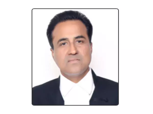 Jammu and Kashmir: न्यायमूर्ति अरुण पल्ली बने नए मुख्य न्यायाधीश Jammu and Kashmir: न्यायमूर्ति अरुण पल्ली बने नए मुख्य न्यायाधीश