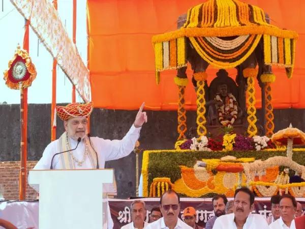 PM Modi स्वराज, स्वधर्म और स्वभाषा के लिए शिवाजी महाराज के संघर्ष को आगे बढ़ा रहे हैं: अमित शाह PM Modi स्वराज, स्वधर्म और स्वभाषा के लिए शिवाजी महाराज के संघर्ष को आगे बढ़ा रहे हैं: अमित शाह