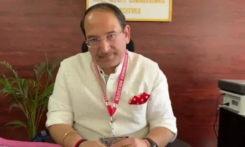 किश्तवाड़ में सहकारी समितियों को एडीसी ने बांटे पंजीकरण प्रमाण पत्र