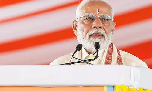 PM Modi ने तमिलनाडु की प्रगति के लिए डीएमके को उखाड़ फेंकने का संकल्प लिया PM Modi ने तमिलनाडु की प्रगति के लिए डीएमके को उखाड़ फेंकने का संकल्प लिया