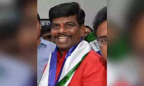 पुलिस वाहन रोकने के आरोप में YSRCP नेता गोरंटला को न्यायिक हिरासत में भेजा गया