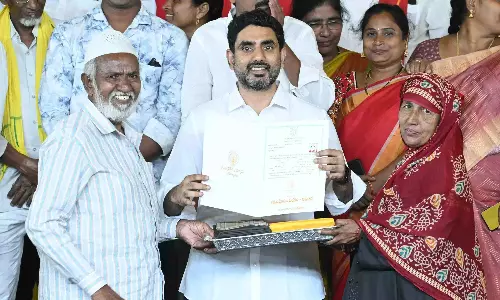 मंगलगिरी में अगले सप्ताह से निःशुल्क भूमि स्वामित्व पंजीकरण: Lokesh
