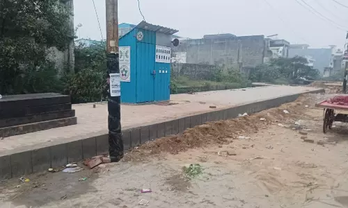 Moradabad: महानगर में वेंडिंग जोन बनने के बाद भी नहीं थमा अतिक्रमण