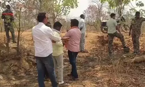 बीजापुर में दो नक्सली ढेर, सुबह 9 बजे से जारी मुठभेड़ पर अपडेट