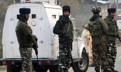 किश्तवाड़ में आतंकवाद विरोधी अभियान, तीन आतंकवादी ढेर