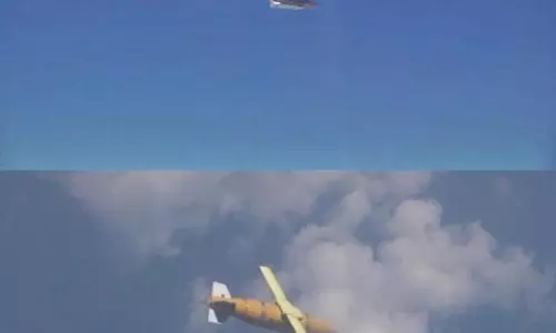 DRDO ने जेट से लंबी दूरी के ग्लाइड बम का सफल परीक्षण किया DRDO ने जेट से लंबी दूरी के ग्लाइड बम का सफल परीक्षण किया