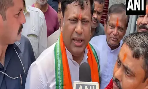 ममता हिंदुओं को धमकाकर बांग्लादेश बनाने की कोशिश कर रही हैं: BJP MP