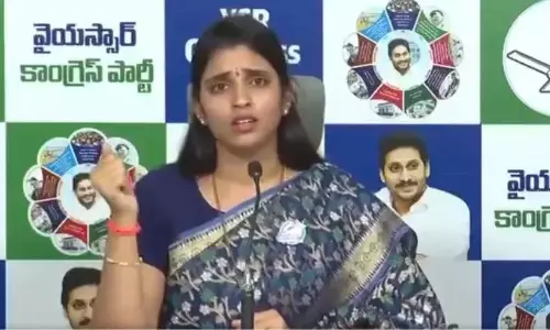 TDP महिलाओं को निशाना बनाने वाले ऑनलाइन दुर्व्यवहारियों को बचा रही, YSRCP का आरोप