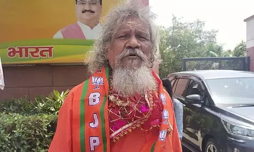 नवीन पटनायक पांडियन को नहीं छोड़ सकते: BJD में दरार पर ओडिशा के पूर्व सांसद नवीन पटनायक पांडियन को नहीं छोड़ सकते: BJD में दरार पर ओडिशा के पूर्व सांसद
