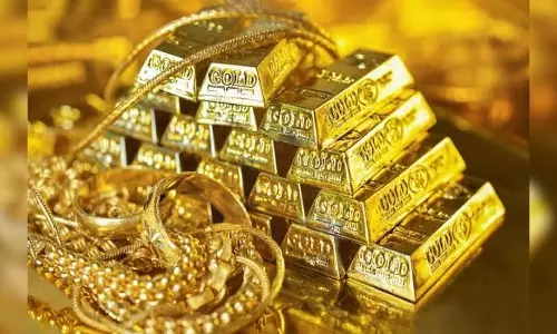 सोने की कीमत: चेन्नई में एक सोना 70,000 रुपये के पार सोने की कीमत: चेन्नई में एक सोना 70,000 रुपये के पार