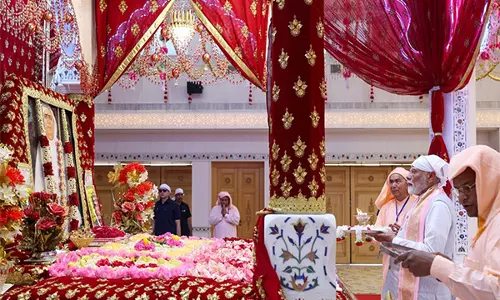 PM Modi ने मध्य प्रदेश में श्री आनंदपुर धाम की यात्रा की मुख्य बातें साझा कीं