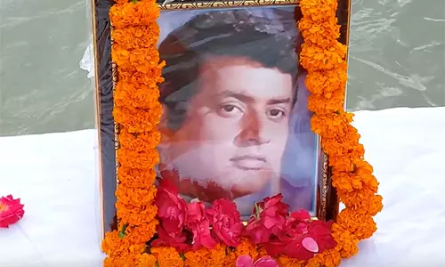 Manoj Kumar की अस्थियाँ हरिद्वार में गंगा में विसर्जित की गईं