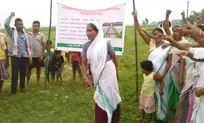 Assam के एक गांव ने खराब बुनियादी ढांचे के कारण पंचायत चुनाव का बहिष्कार किया Assam के एक गांव ने खराब बुनियादी ढांचे के कारण पंचायत चुनाव का बहिष्कार किया